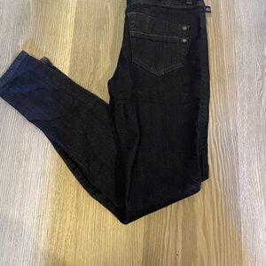 Rock & Republic Dark Wash Skinny Jeans